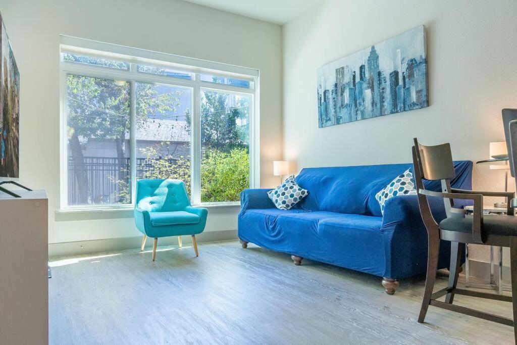 Beautiful Riverwalk Apt With Full Amenities, King Bed & Free Parking San Antonio Esterno foto